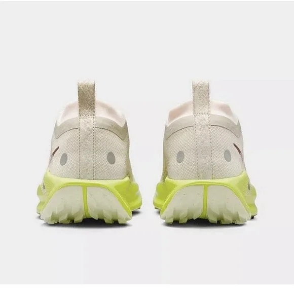 Nike Athletic Shoes in Cream and Lime - Picture 3 of 10